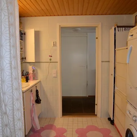 Beautiful Seaside Town With Sauna And On-premise Restaurants Gym ,supermarket Apartment Helsinki